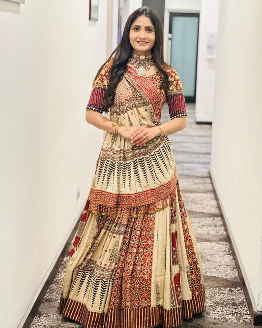 Lehenga Choli for Navratri by Ziblon.com