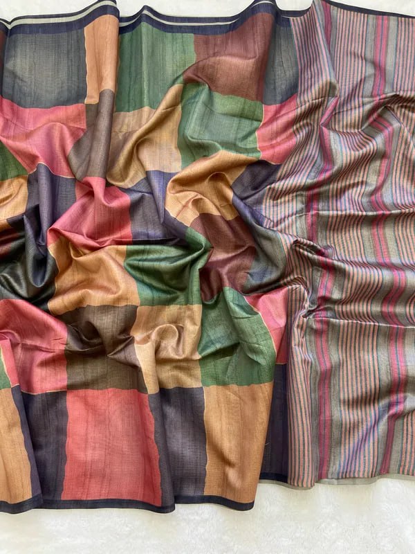 Multi Colors Soft Tussar Silk Saree With Beautiful Print With Attractive Pallu And Contrast Pallu With Tassal