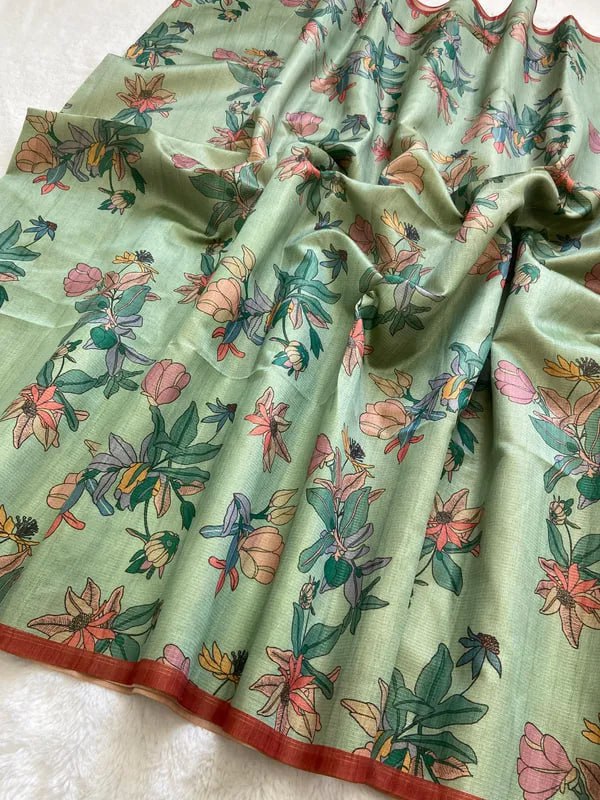 Red Soft Tussar Silk Saree With Beautiful Print With Attractive Pallu And Contrast Pallu With Tassal