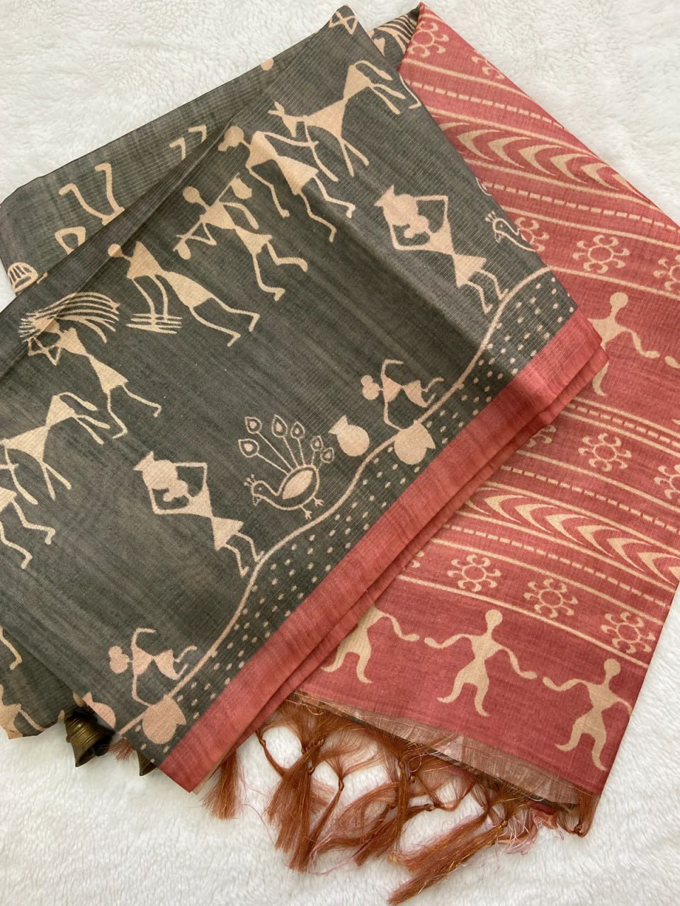 Red Soft Tussar Silk Saree With Beautiful Print With Attractive Pallu And Contrast Pallu With Tassal