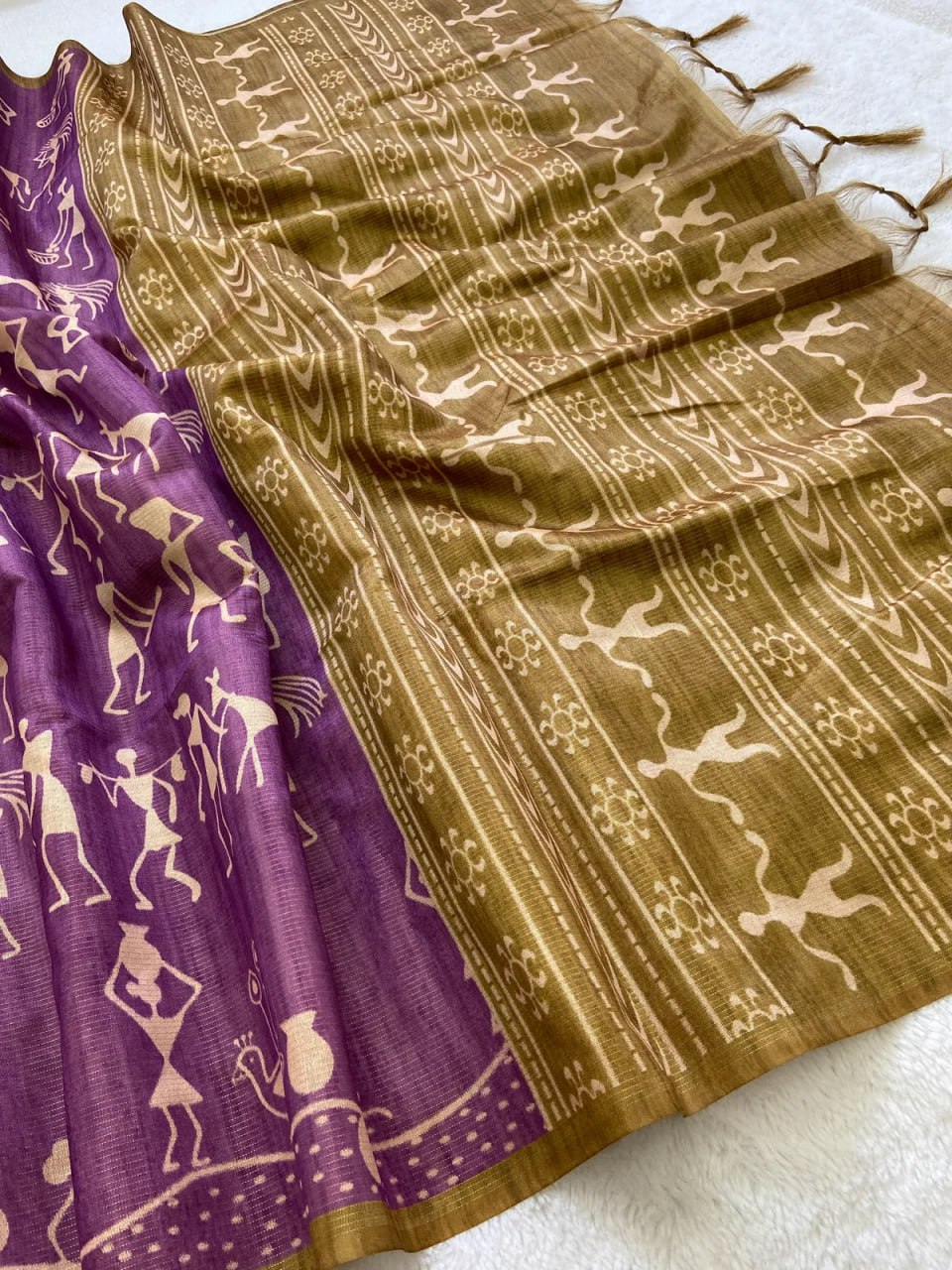 Yellow Soft Tussar Silk Saree With Beautiful Print With Attractive Pallu And Contrast Pallu With Tassal