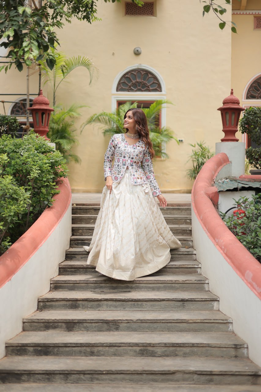 Trending Fashionable Co-ord Set with Rich Thread-Sequins Embroidered work Blouse and Dayble Viscose Lehenga Which looks Amazing for Any Functions. ๐ฅฐ