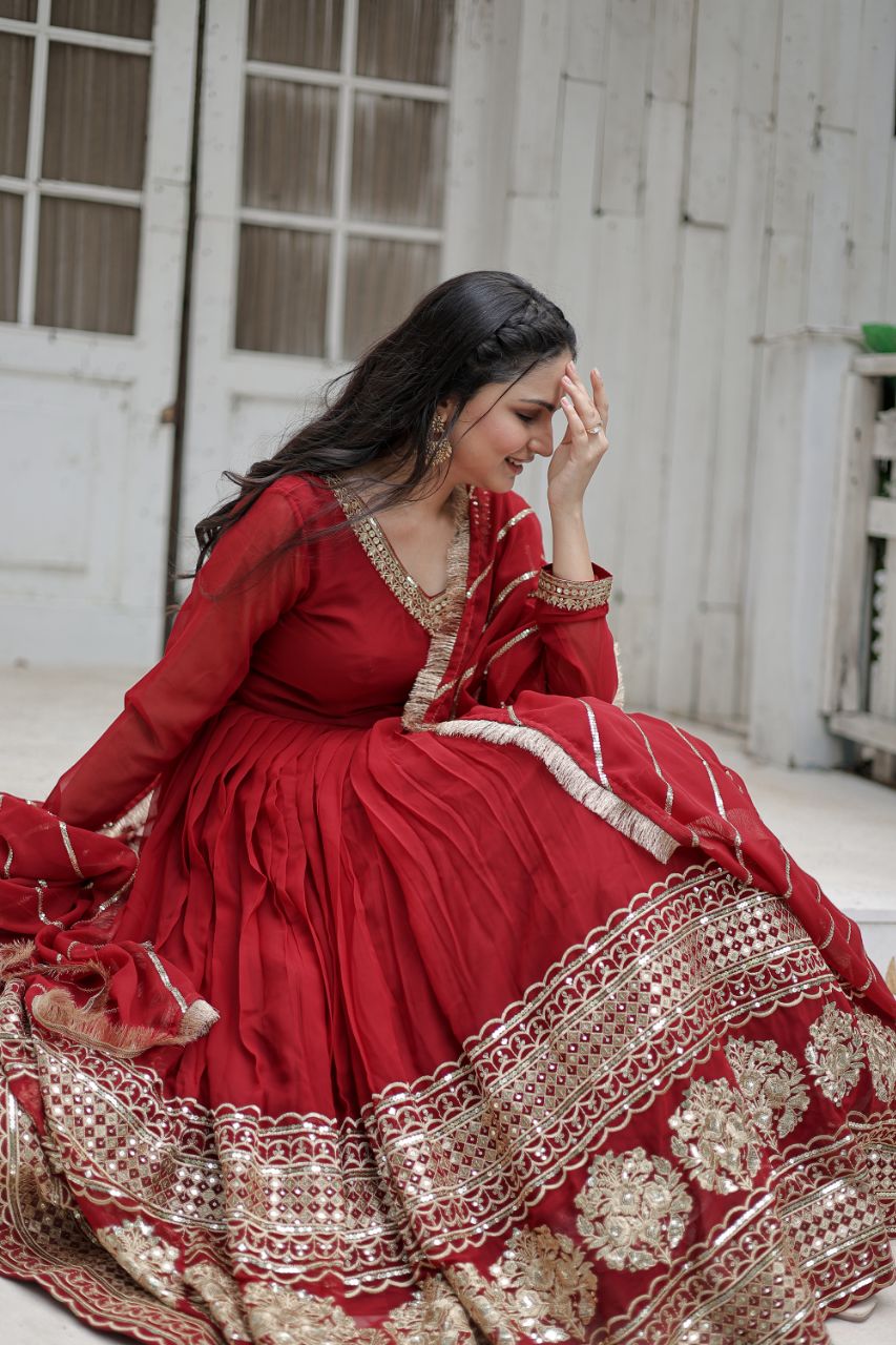 *Faux Blooming Gown with Dupatta With Attractive Embroidered Sequins work with Lace Border.