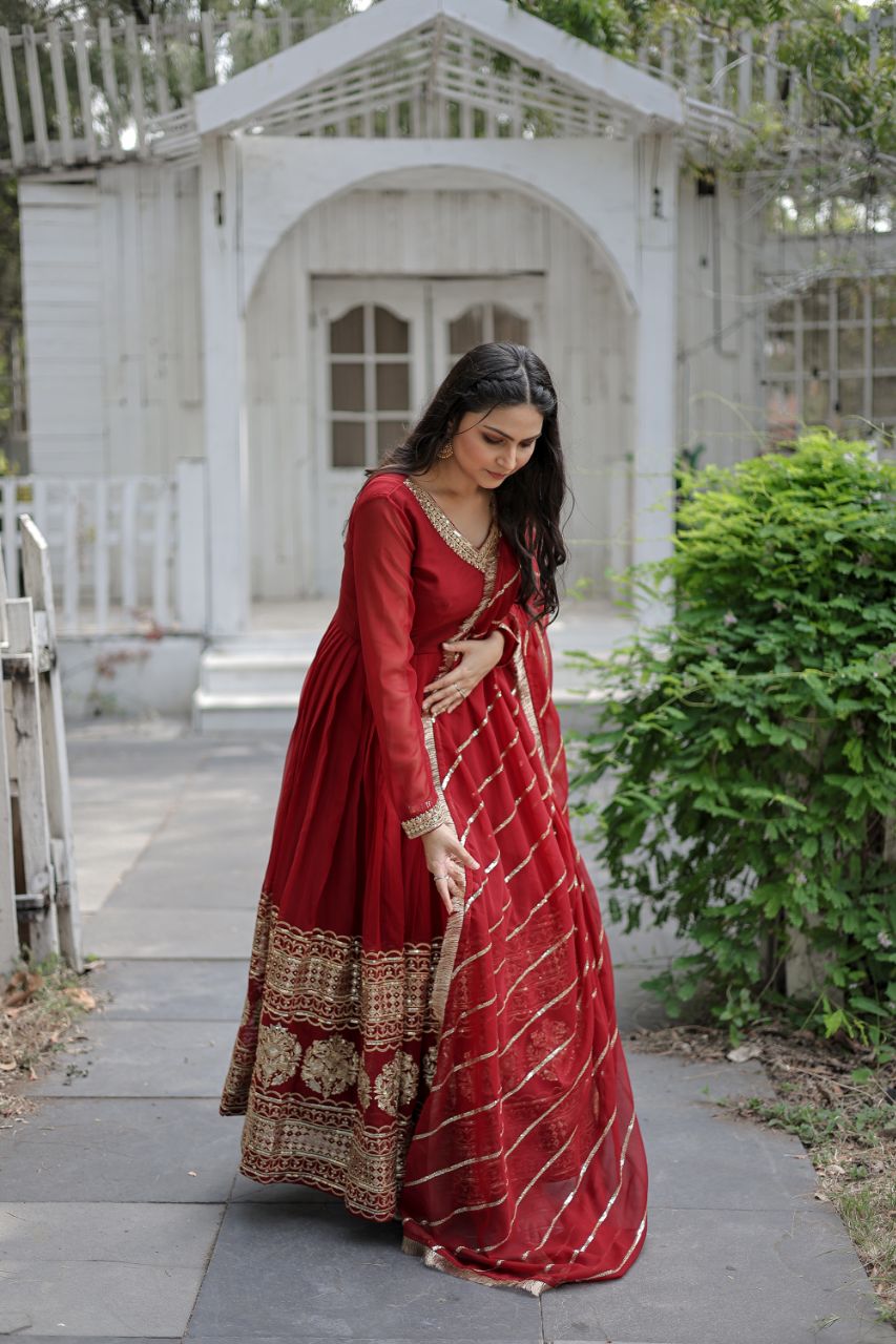 *Faux Blooming Gown with Dupatta With Attractive Embroidered Sequins work with Lace Border.