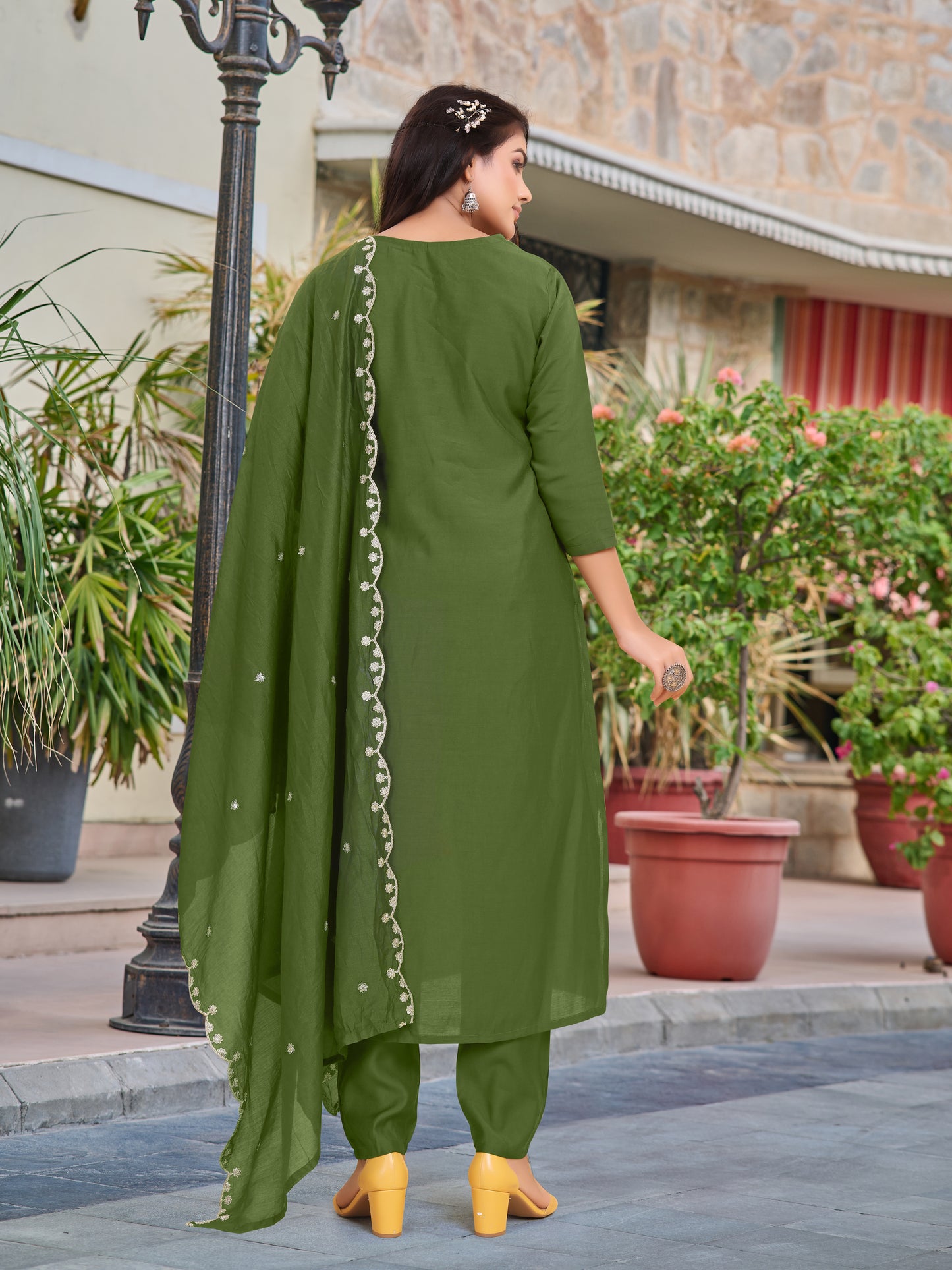 GREEN EMBROIDERY WORK KURTI PANT WITH FANCY DUPATTA